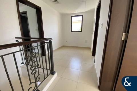 Villa Reem, Dubaijā, AAE 4 istabas, 234 m2 Nr. 688569 - attēls 2