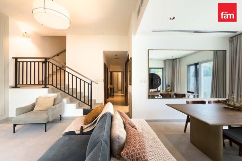 Townhouse in Dubai, UAE 4 bedrooms, 230.4 sq.m. № 739017