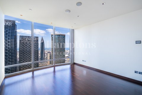 Huoneisto Burj Khalifa, Dubai, Arabiemiraatit 1 makuuhuone, 101.81982994 m2 № 651202 - kuva 5