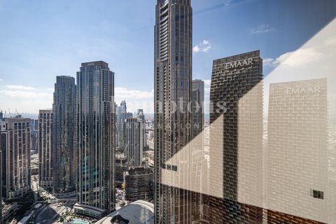 Huoneisto Burj Khalifa, Dubai, Arabiemiraatit 1 makuuhuone, 101.81982994 m2 № 651202 - kuva 17