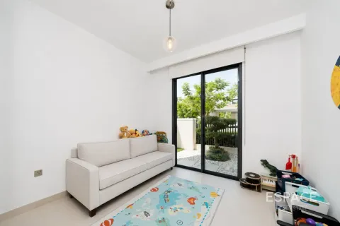 Villa te huur in Tilal Al Ghaf, Dubai, VAE 4 slaapkamers, 372 vr.m., nr 738241 - foto 7