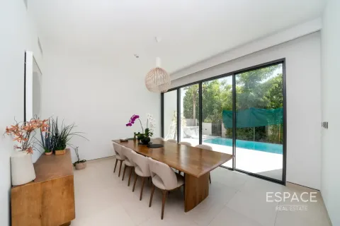 Villa te huur in Tilal Al Ghaf, Dubai, VAE 4 slaapkamers, 372 vr.m., nr 738241 - foto 3