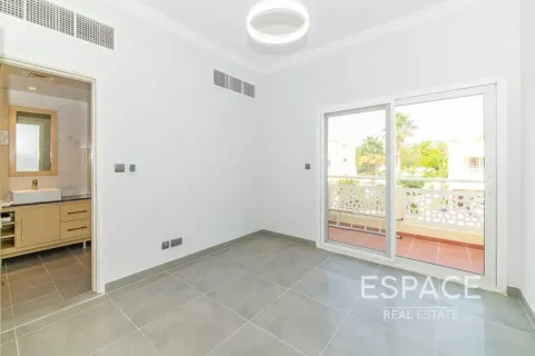 Вилла Meadows, Дубай, БАӘ-да 4 жатын бөлмелер, 373 м² № 738244 - фото 18