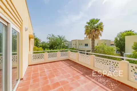 Вилла Meadows, Дубай, БАӘ-да 4 жатын бөлмелер, 373 м² № 738244 - фото 8