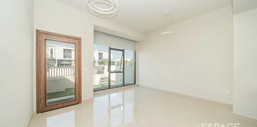 Таунхаус в Al Furjan, Дубай, ОАЭ 4 спальни, 236м2 № 738242