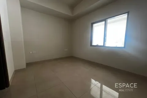 Вилла Al Furjan, Дубай, БАӘ-да 4 жатын бөлмелер, 242 м² № 738246 - фото 2