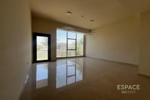 Вилла Al Furjan, Дубай, БАӘ-да 4 жатын бөлмелер, 242 м² № 738246 - фото 5