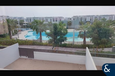 Shtëpi në qytet në Al Furjan, Dubai, Emiratet e Bashkuara Arabe 3 dhoma gjumi, 238 m2. № 698081 - Foto 18