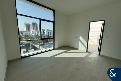 Shtëpi në qytet në Al Furjan, Dubai, Emiratet e Bashkuara Arabe 3 dhoma gjumi, 238 m2. № 698081 - Foto 14