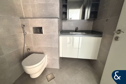 Appartement te huur in Jumeirah Beach Residence, Dubai, VAE 3 slaapkamers, 169 vr.m., nr 698078 - foto 11