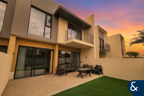 Vila u gradu The Valley, Dubai, UAE 3 spavaće sobe, 174 m2 Br. 698079 - Slika 1