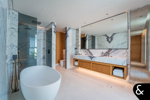 Huvila Jumeirah Golf Estates, Dubai, Arabiemiraatit 5 makuuhuonetta, 672 m2 № 698077 - kuva 19