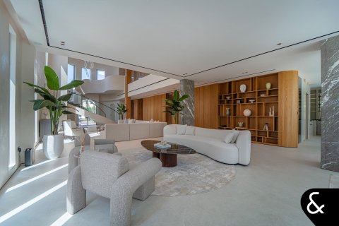 Huvila Jumeirah Golf Estates, Dubai, Arabiemiraatit 5 makuuhuonetta, 672 m2 № 698077 - kuva 10