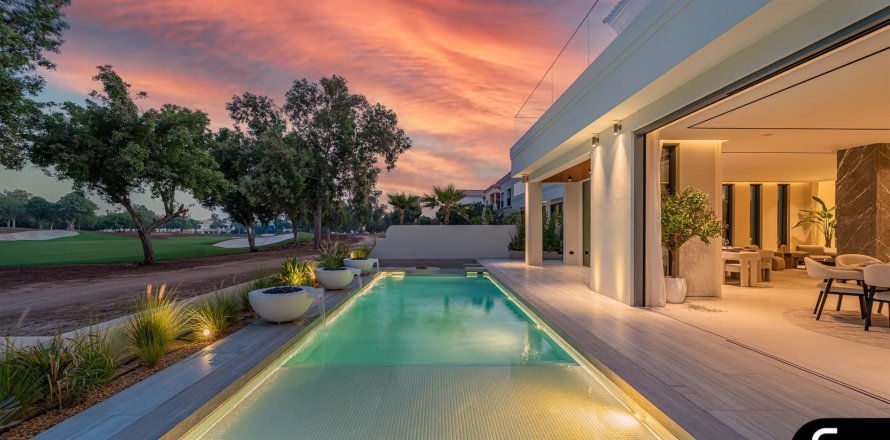 Huvila Jumeirah Golf Estates, Dubai, Arabiemiraatit 5 makuuhuonetta, 672 m2 № 698077