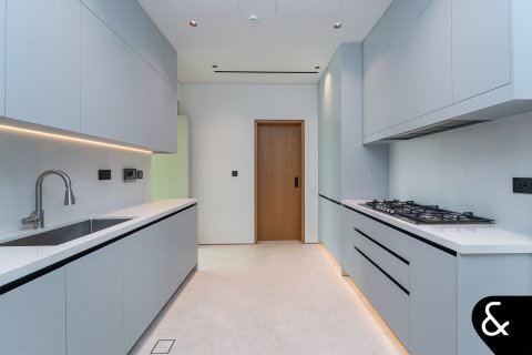 Huvila Jumeirah Golf Estates, Dubai, Arabiemiraatit 5 makuuhuonetta, 672 m2 № 698077 - kuva 15