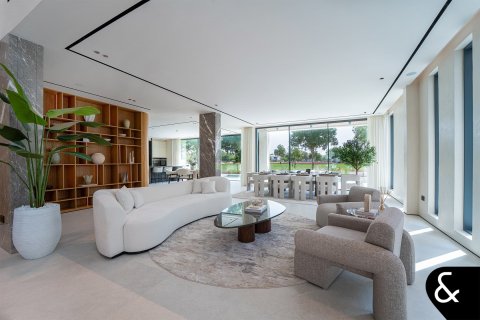 Huvila Jumeirah Golf Estates, Dubai, Arabiemiraatit 5 makuuhuonetta, 672 m2 № 698077 - kuva 9