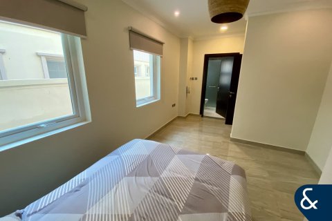 Vilë në Jumeirah Village Triangle, Dubai, Emiratet e Bashkuara Arabe 4 dhoma gjumi, 649 m2. № 667992 - Foto 25