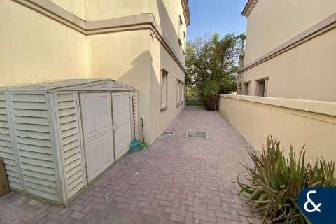 Vilë në Jumeirah Village Triangle, Dubai, Emiratet e Bashkuara Arabe 4 dhoma gjumi, 649 m2. № 667992 - Foto 15
