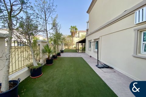 Vilë në Jumeirah Village Triangle, Dubai, Emiratet e Bashkuara Arabe 4 dhoma gjumi, 649 m2. № 667992 - Foto 21