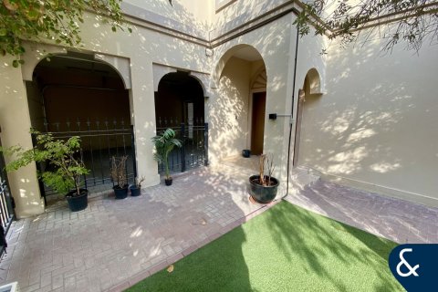 Vilë në Jumeirah Village Triangle, Dubai, Emiratet e Bashkuara Arabe 4 dhoma gjumi, 649 m2. № 667992 - Foto 17