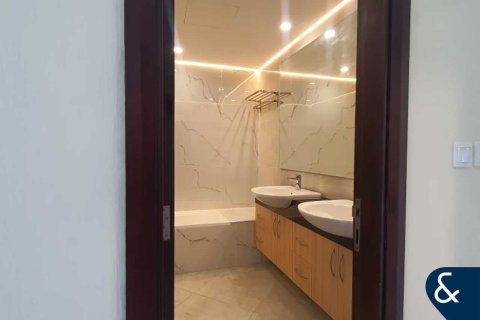 Зняти в оренду квартиру в Дубай Марина, Дубай, ОАЕ 2 спальні, 139м2, № 667991 - фото 12