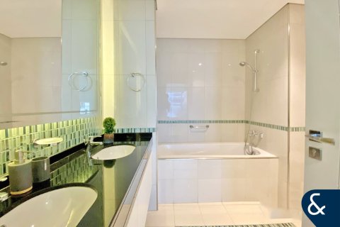 Dzīvoklis Dubai Marina, Dubaijā, AAE 2 istabas, 118 m2 Nr. 667993 - attēls 12
