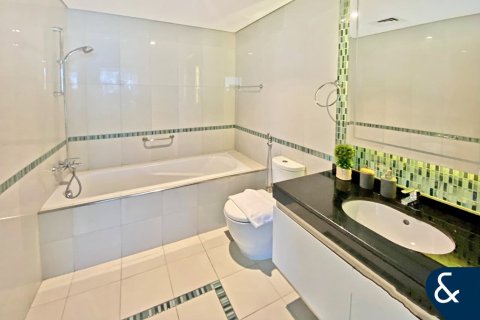 Dzīvoklis Dubai Marina, Dubaijā, AAE 2 istabas, 118 m2 Nr. 667993 - attēls 9