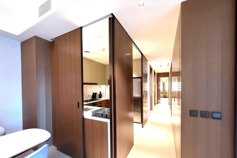 Apartament de închiriat în Downtown Dubai (Downtown Burj Dubai), Dubai, EAU 3 dormitoare, 156 mp. №722204 - poză 2