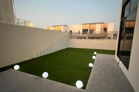 Vilë në Mohammed Bin Rashid City, Dubai, Emiratet e Bashkuara Arabe 4 dhoma gjumi, 283 m2. № 722205 - Foto 12