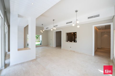 Vila u gradu Dubai, UAE 5 spavaće sobe, 483.1 m2 Br. 669920 - Slika 8