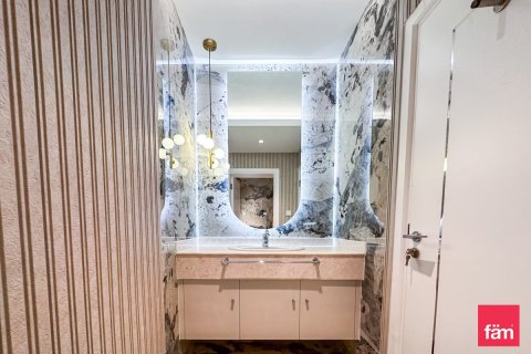 Vila u gradu Dubai, UAE 5 spavaće sobe, 483.1 m2 Br. 669920 - Slika 16