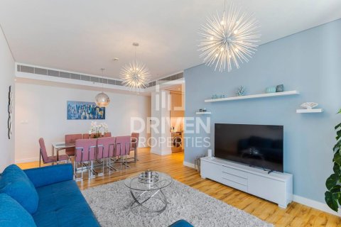 Зняти в оренду квартиру в Джумейра Бич Резиденс, Дубай, ОАЕ 3 спальні, 173м2, № 654865 - фото 2