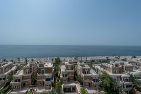 Apartment til salg i Palm Jumeirah, Dubai, UAE 2 soveværelser, 195 kvm № 642031 - foto 1