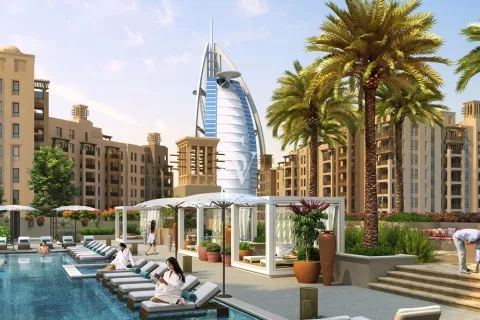 Huoneisto Umm Suqeim, Dubai, Arabiemiraatit 4 makuuhuonetta, 247 m2 № 669482 - kuva 4