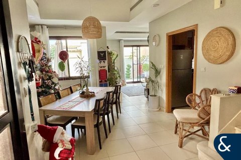 Vila u Reem, Dubai, UAE 3 spavaćih soba, 264 m2 Br. 688659 - fotografija 5