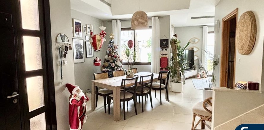 Vila u Reem, Dubai, UAE 264 m2, 3 spavaćih soba Br. 688659