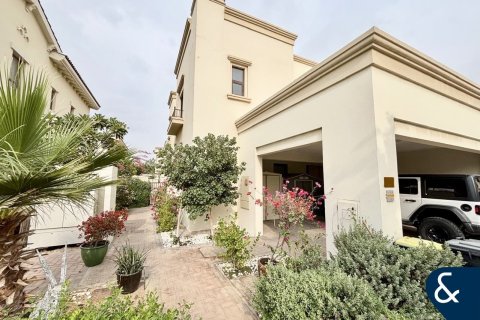 Vila u Reem, Dubai, UAE 3 spavaćih soba, 264 m2 Br. 688659 - fotografija 6