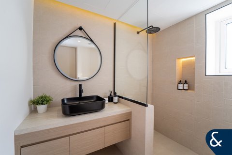 Villa te koop in Arabian Ranches, Dubai, VAE 4 slaapkamers, 231 vr.m., nr 688660 - foto 15