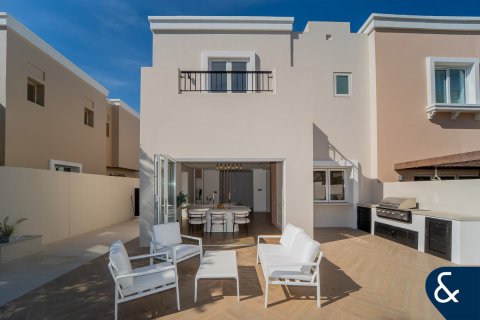 Villa te koop in Arabian Ranches, Dubai, VAE 4 slaapkamers, 231 vr.m., nr 688660 - foto 22