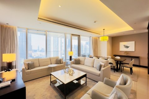 Wohnung zur Miete in Downtown Dubai (Downtown Burj Dubai), Dubai, VAE 3 Schlafzimmer, 225.5 m2 Nr. 670057 - Foto 2