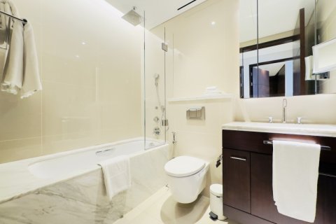 Wohnung zur Miete in Downtown Dubai (Downtown Burj Dubai), Dubai, VAE 3 Schlafzimmer, 225.5 m2 Nr. 670057 - Foto 16