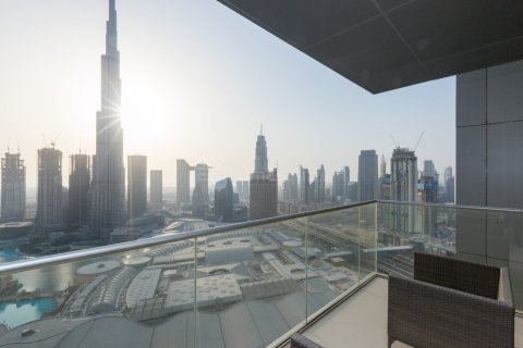 Apartamento en Downtown Dubai (Downtown Burj Dubai), Dubai, EAU 3 dormitorios, 203 m² № 714498