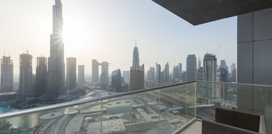 Apartamento en Downtown Dubai (Downtown Burj Dubai), Dubai, EAU 3 dormitorios, 203 m² № 714498