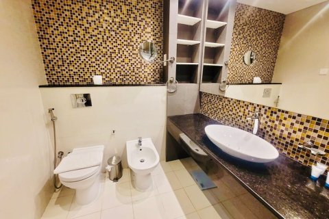 Apartamento en alquiler en Downtown Dubai (Downtown Burj Dubai), Dubai, EAU 1 dormitorio, 84 m2 № 714497 - foto 8