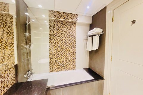 Apartamento en alquiler en Downtown Dubai (Downtown Burj Dubai), Dubai, EAU 1 dormitorio, 84 m2 № 714497 - foto 6
