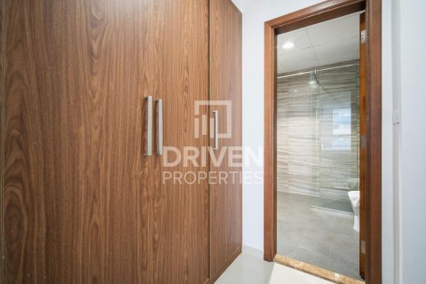 Downtown Dubai (Downtown Burj Dubai), Dubai, संयुक्त अरब अमीरात में अपार्टमेंट, 1 बेडरूम, 74 वर्ग मीटर, संख्या 655399 - फ़ोटो 17