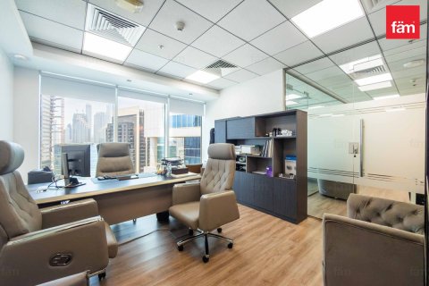 Kontor til leie i Business Bay, Dubai, Emiratene 104.7 kvm Nr. 700093 - Foto 3