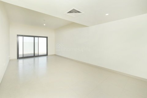Dubai South (Dubai World Central), Dubai, UAE의 판매용 타운하우스 침실 2개, 177제곱미터 번호 711264 - 사진 2
