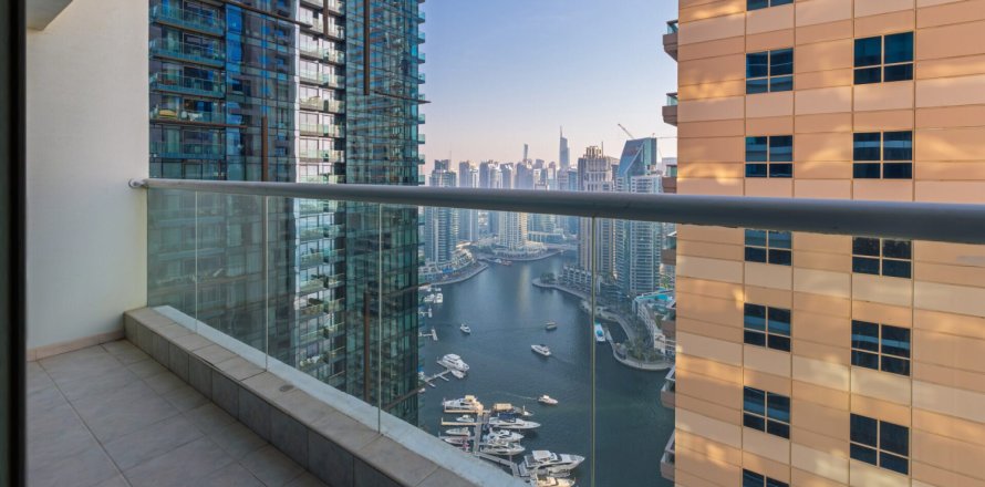 Apartment in Dubai Marina, Dubai, UAE 3 bedrooms, 361 sq.m. № 718590