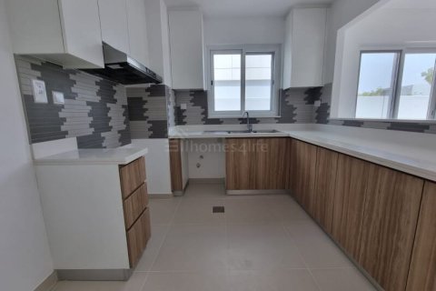 Вилла Dubai Land, Дубай, БАӘ-да 4 жатын бөлмелер, 230 м² № 718589 - фото 4